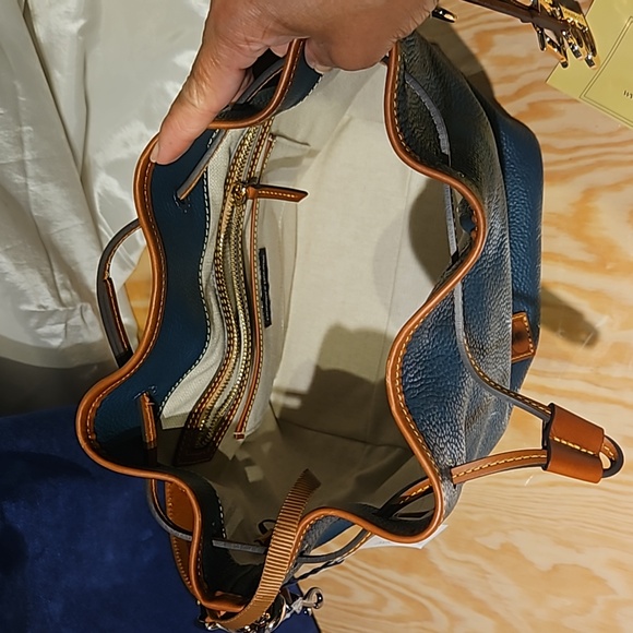 Dooney & Bourke Pebble GrainDrawstring bag and wallet - Picture 6 of 12